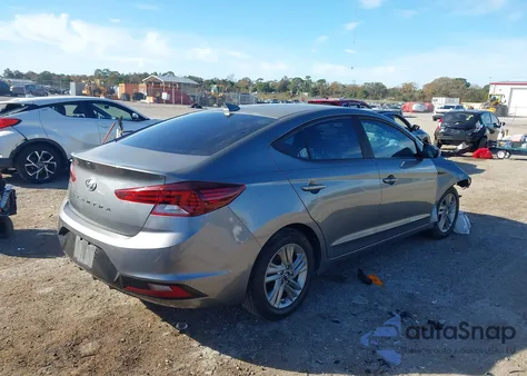 2019 Hyundai Elantra Value Edition z USA, uszkodzony, nr VIN 5NPD84LF8KH450194